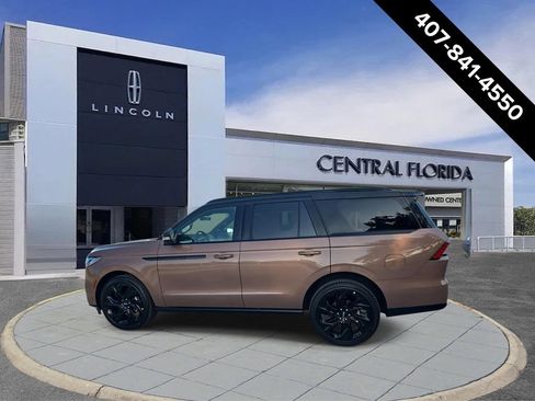 New 2026 Lincoln Navigator Black Label AWD/4WD image 7