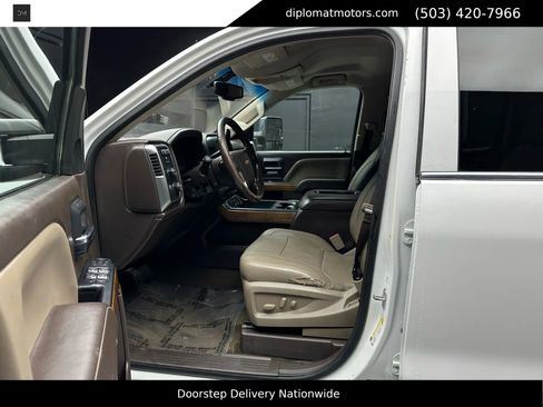 Used 2017 Chevrolet Silverado 1500 LTZ w/ Max Trailering Package image 18