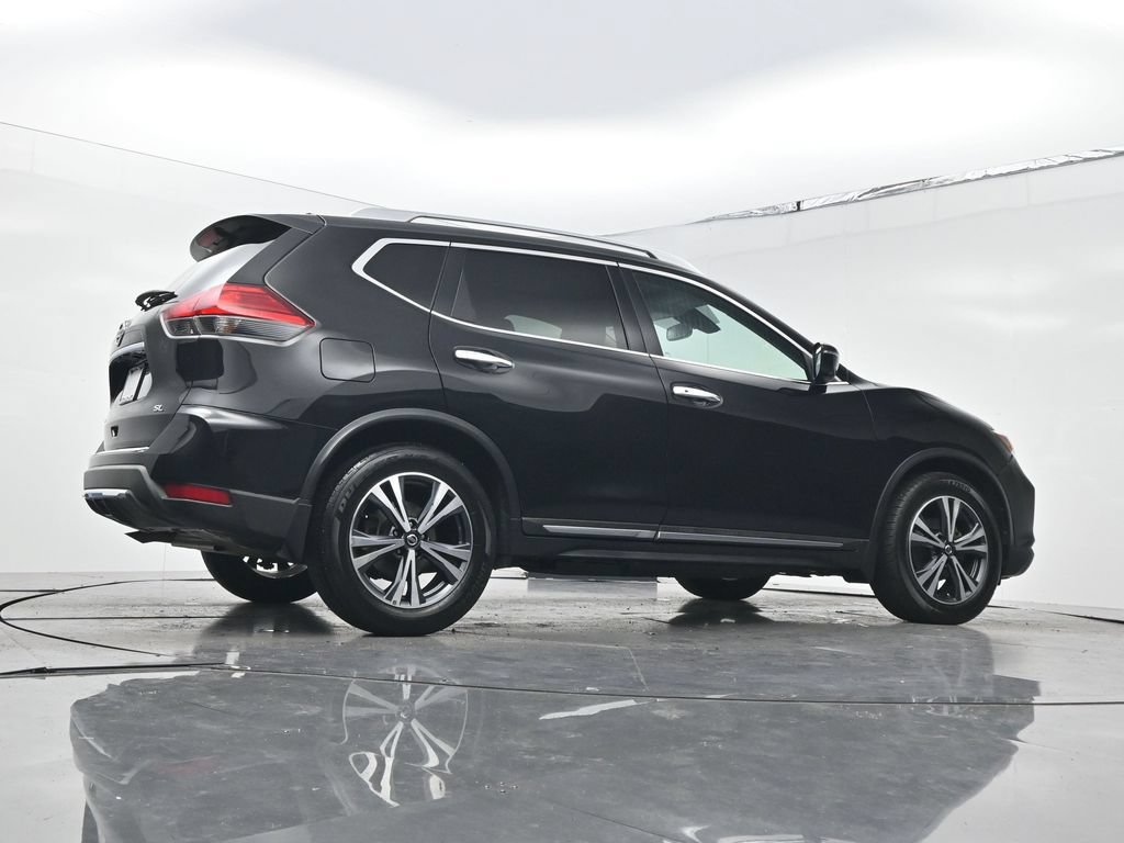 Used 2017 Nissan Rogue SL w/ SL Premium Package FWD image 23