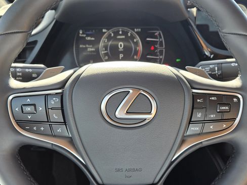 Certified 2025 Lexus ES 350 w/ Premium Package image 25