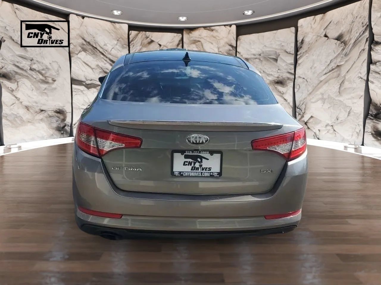 Used 2013 Kia Optima SX w/ Limited Pkg FWD image 6