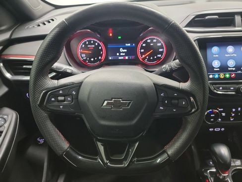 Used 2021 Chevrolet TrailBlazer RS w/ Sun and Liftgate Package image 17