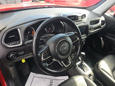 Used 2018 Jeep Renegade Limited AWD/4WD image 16