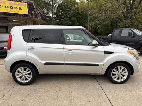 Used 2013 Kia Soul + w/ Audio Pkg image 8