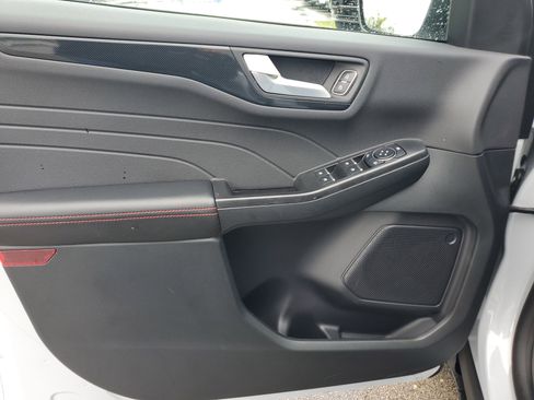 Used 2026 Ford Escape ST-Line w/ Tech Pack #1 FWD image 22