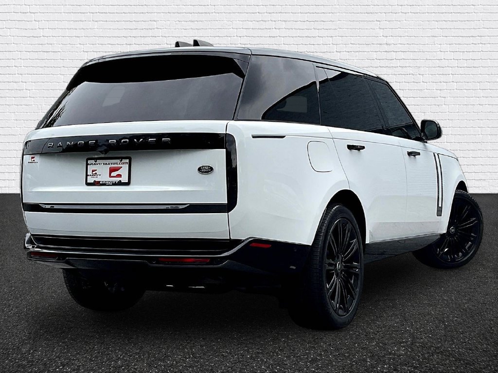 Used 2022 Land Rover Range Rover Long Wheelbase SE AWD/4WD image 6