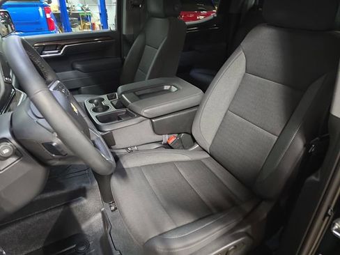New 2026 Chevrolet Silverado 1500 LT image 17