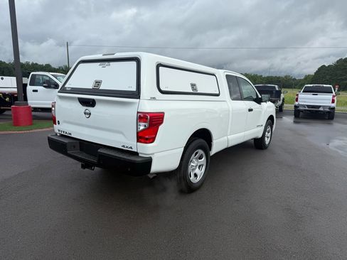 Used 2020 Nissan Titan S w/ S Utility Package image 4