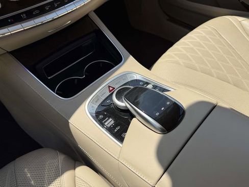 Used 2020 Mercedes-Benz S 560 4MATIC Sedan image 30