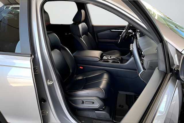 Used 2025 Honda Pilot TrailSport image 27