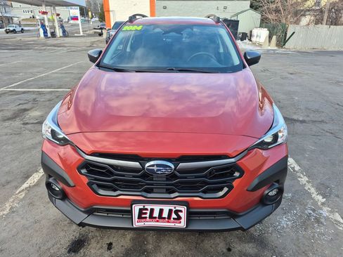 Used 2024 Subaru Crosstrek 2.0i Premium image 2
