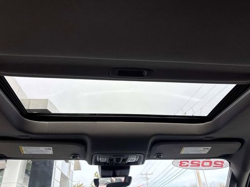 Used 2023 GMC Sierra 1500 Denali w/ Denali Reserve Package image 12