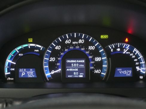 Used 2012 Toyota Camry XLE w/ Convenience Pkg image 15