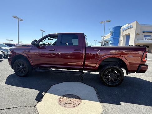 Used 2022 RAM 2500 Laramie w/ Night Edition image 8