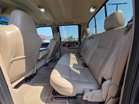 Used 2007 Ford F350 Lariat AWD/4WD image 23