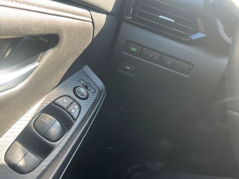 Used 2024 Nissan Sentra SV w/ All-Weather Package FWD image 13