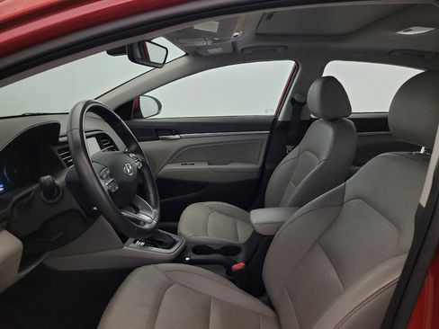 Used 2020 Hyundai Elantra Limited w/ Ultimate Package 03 FWD image 17