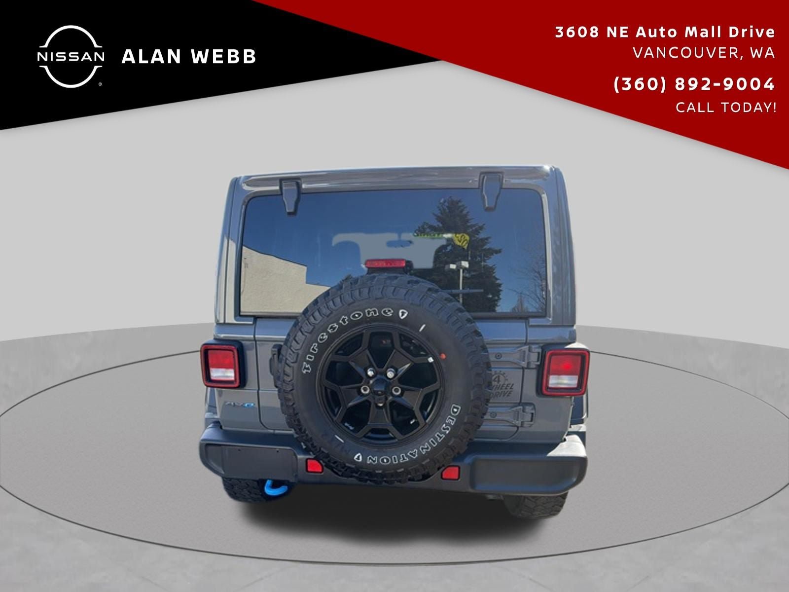 Used 2023 Jeep Wrangler Unlimited w/ Cold Weather Group AWD/4WD image 4