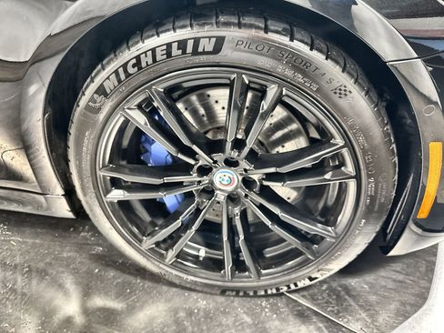 Used 2022 BMW M5 w/ Executive Package image 17