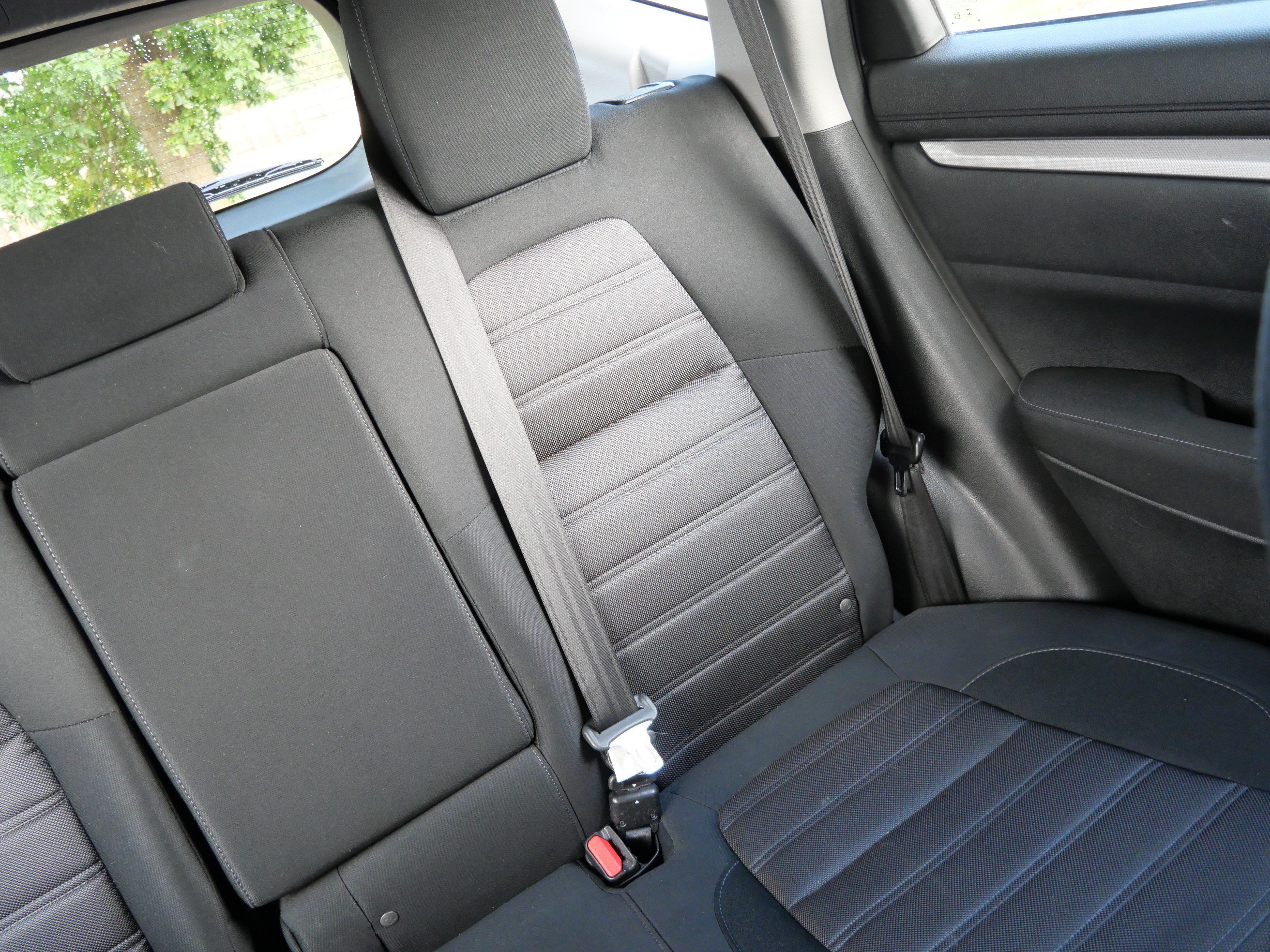 Used 2019 Honda CR-V LX image 14
