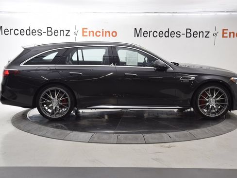 Used 2026 Mercedes-Benz E 53 AMG e 4MATIC Wagon image 7