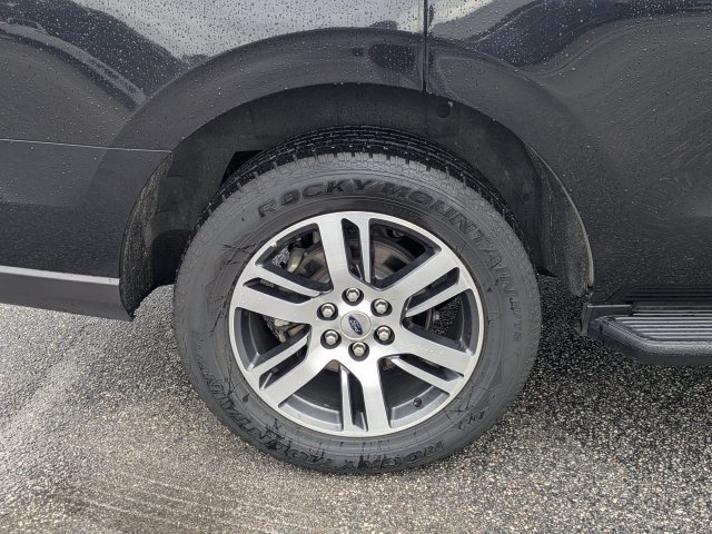 Certified 2024 Ford Expedition Limited AWD/4WD image 11