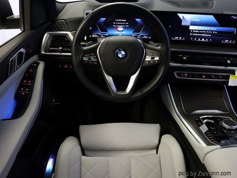 Used 2026 BMW X5 xDrive50e w/ Climate Comfort Package image 16