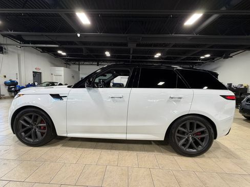 Used 2024 Land Rover Range Rover Sport Dynamic SE AWD/4WD image 24
