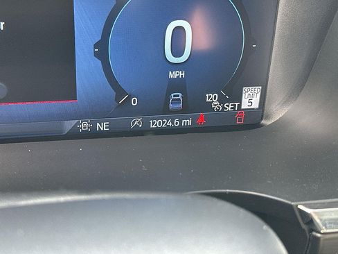 Used 2025 Ford F150 Lariat AWD/4WD image 11