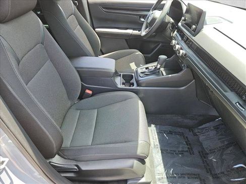 Used 2024 Honda CR-V LX image 25