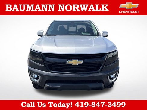 Used 2017 Chevrolet Colorado LT w/ LT Convenience Package RWD image 8