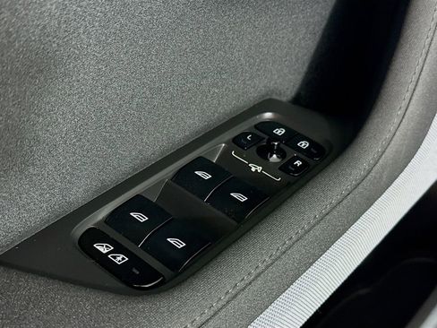 Used 2023 Polestar Polestar 2 image 10