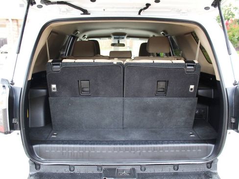 Used 2018 Toyota 4Runner SR5 RWD image 13