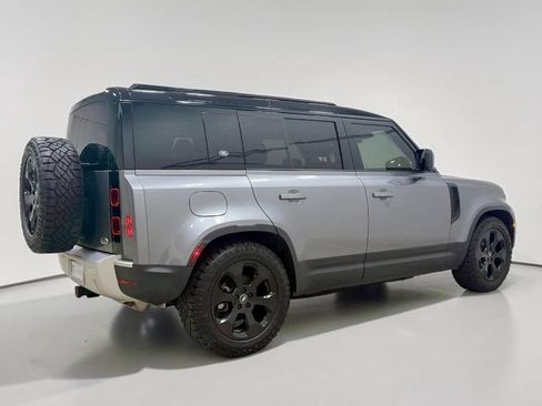 Used 2022 Land Rover Defender 110 S AWD/4WD image 16