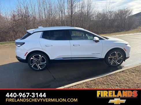 Certified 2024 Chevrolet Equinox EV LT image 10