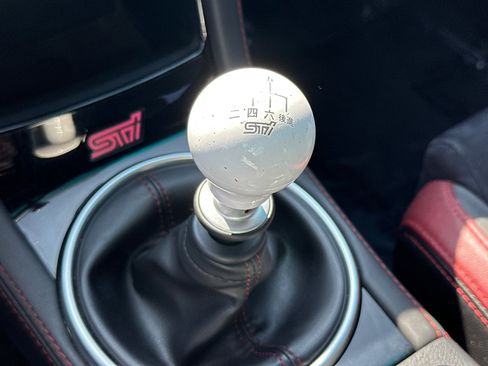 Used 2018 Subaru WRX STI image 33