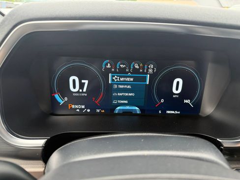 Used 2022 Ford F150 Raptor w/ Equipment Group 801A High AWD/4WD image 9