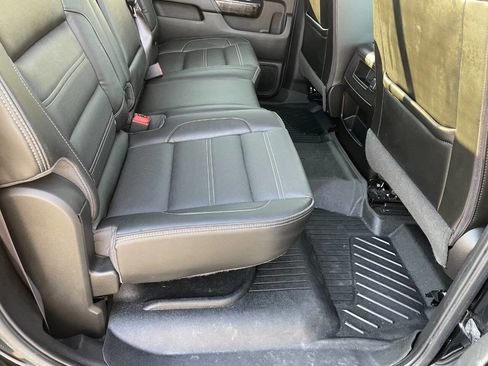 Used 2016 GMC Sierra 2500 Denali w/ Duramax Plus Package image 28