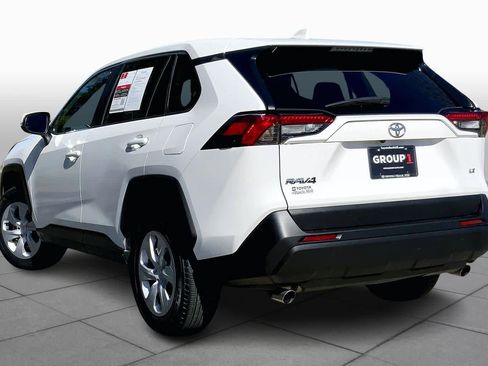 Used 2023 Toyota RAV4 LE image 12
