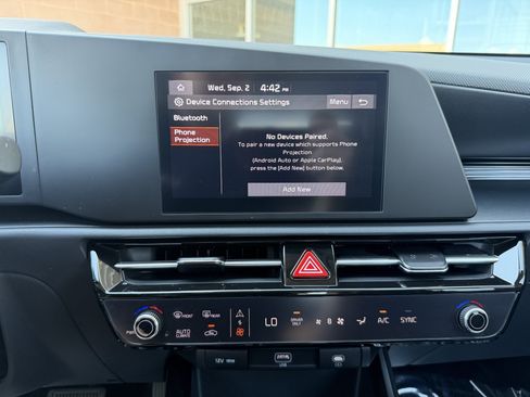 Used 2025 Kia Niro LX FWD image 20