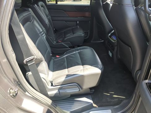 Used 2023 Lincoln Navigator Reserve AWD/4WD image 31