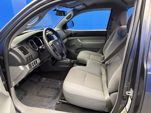 Used 2013 Toyota Tacoma 2WD Regular Cab image 11