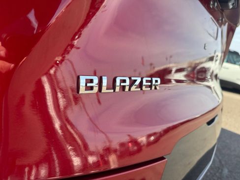 Used 2023 Chevrolet Blazer Premier w/ Driver Confidence II Package image 28