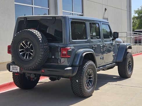New 2026 Jeep Wrangler Unlimited Rubicon AWD/4WD image 3
