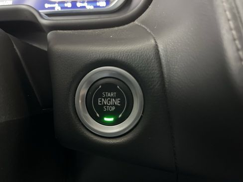 Used 2022 Chevrolet Suburban LT image 52