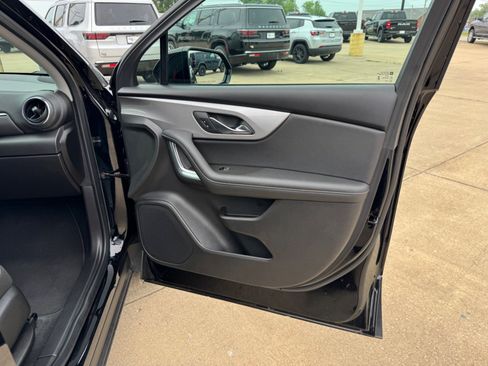 Used 2024 Chevrolet Blazer LT image 21