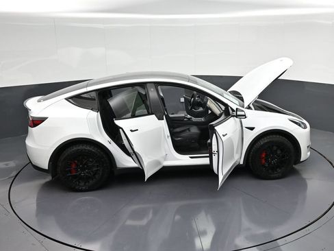 Used 2021 Tesla Model Y Performance AWD/4WD image 35