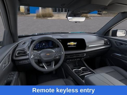 New 2027 Chevrolet Traverse LT w/ Sun and Wheel Package AWD/4WD image 16