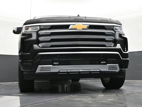 Used 2026 Chevrolet Silverado 1500 High Country AWD/4WD image 28