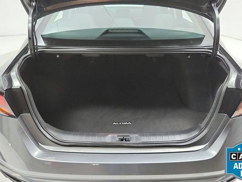 Used 2022 Nissan Altima 2.5 SV FWD image 37